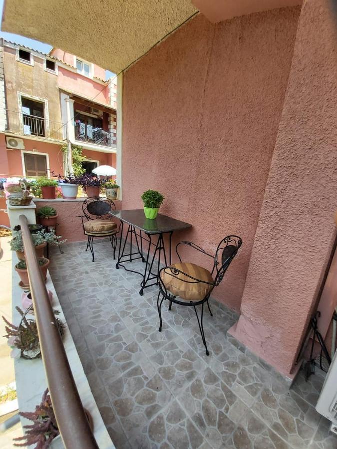 Eugenia Apartment Перама Екстериор снимка