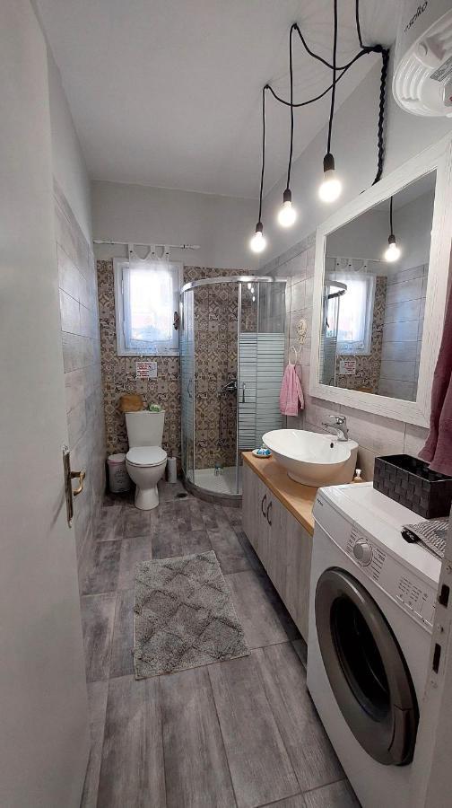 Eugenia Apartment Перама Екстериор снимка